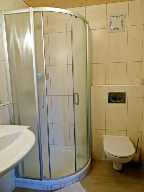 Haus Christina Hotel Тринц Екстериор снимка