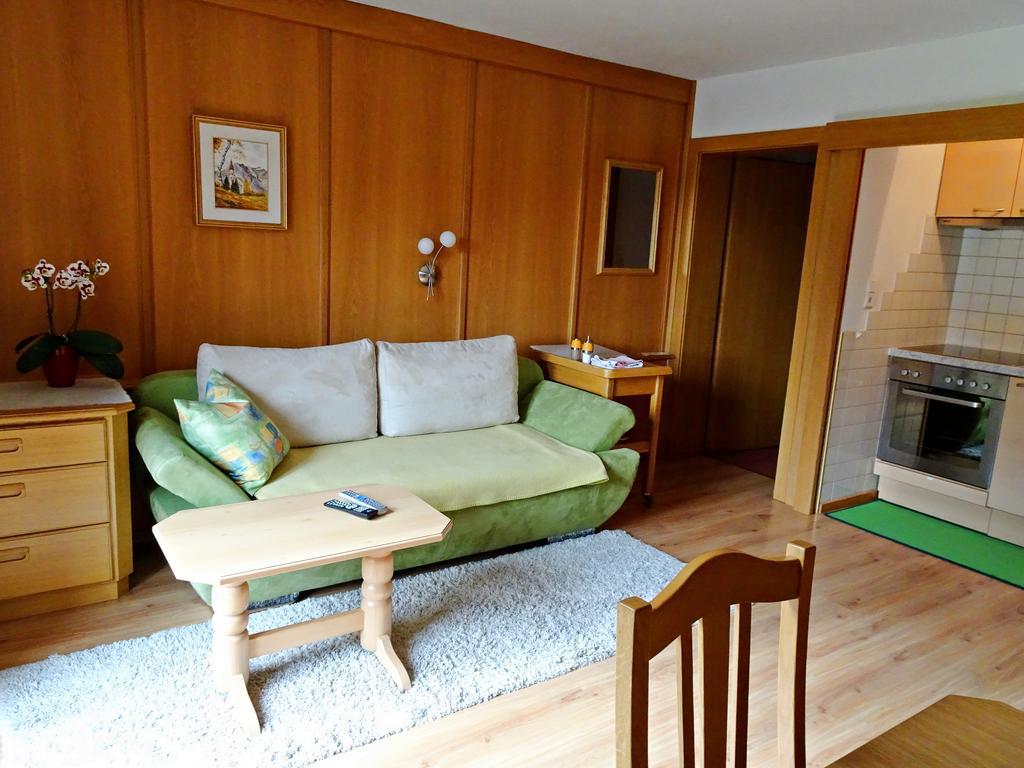Haus Christina Hotel Тринц Екстериор снимка